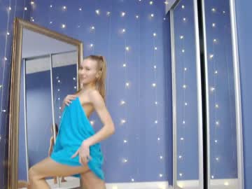 webcam girl teonasafina__ live cam image #3761860
