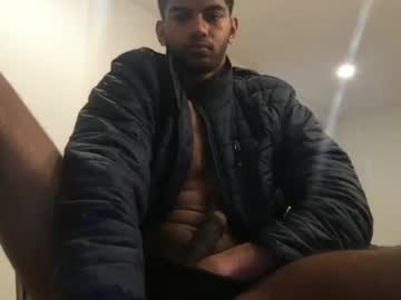 webcam man bambamamba529 live cam image #3305230