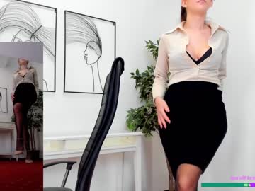 webcam girl legswattitude live cam image #4374239