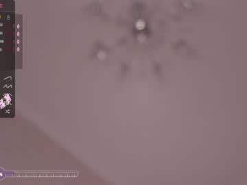 webcam girl bzzzme live cam image #6150558