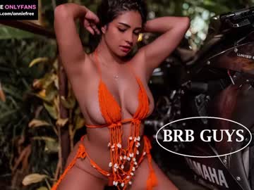 webcam girl annieguzman_ live cam image #5927770