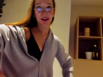 webcam girl ellie_leen live cam image #1296207