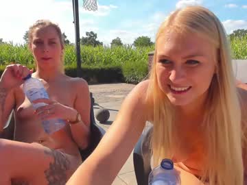 webcam girl siswet19 live cam image #2434861