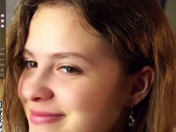 webcam girl a_whole_eternity live cam image #6902033