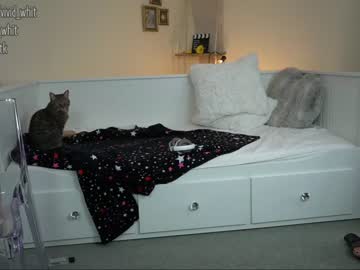 webcam girl vivid_whit live cam image #3871902