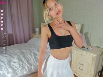 webcam girl mooon_and_sun live cam image #5052099