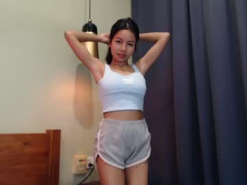 webcam girl hersheys_aran live cam image #4244703