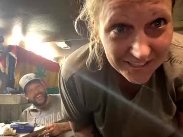 webcam couple we_get_around live cam image #7032323