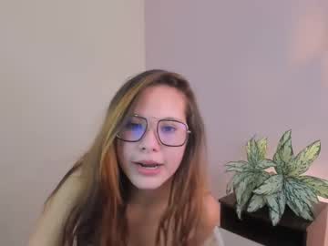 webcam girl hellen_coy live cam image #6053098