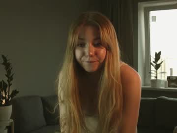 webcam girl effieup live cam image #1796245