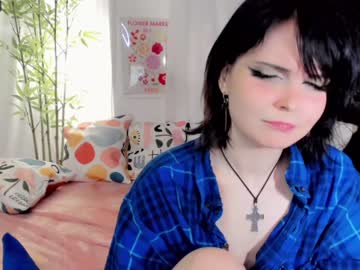webcam girl ronnie_neko live cam image #5630821