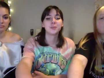 webcam girl wallabyxxx live cam image #3344570