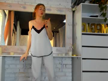 webcam girl blondylilu live cam image #3056489