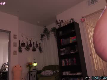 webcam girl evelynpiers live cam image #4364239