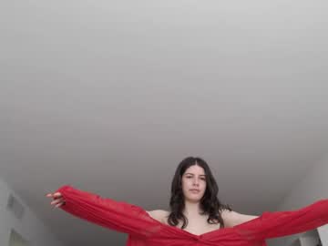 webcam girl frenchava live cam image #6398593