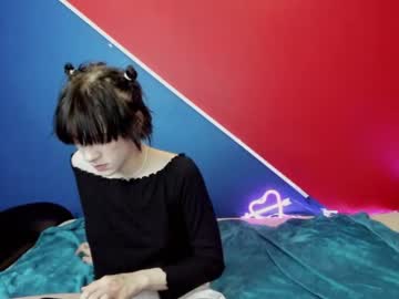 webcam girl tina_youn live cam image #2277067