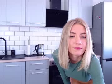 webcam girl ella__sweety live cam image #1612579