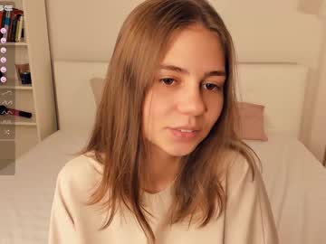 webcam girl junebragga live cam image #2201172