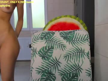 webcam girl sophydiva live cam image #2419510