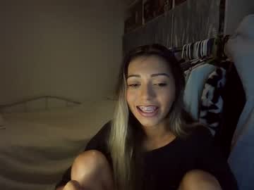 webcam couple gia05valentina live cam image #5631858
