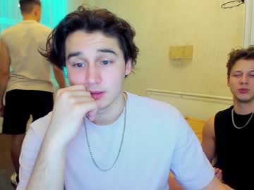 webcam man purple_gang live cam image #986707