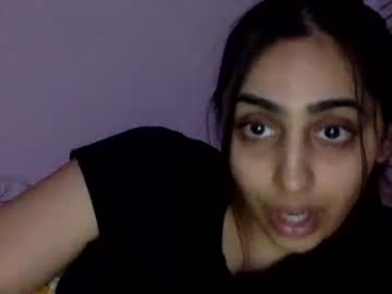 webcam girl brownbarbiie live cam image #750647