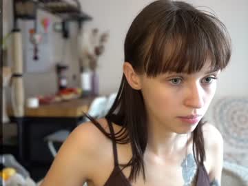 webcam girl diruriru live cam image #6691589