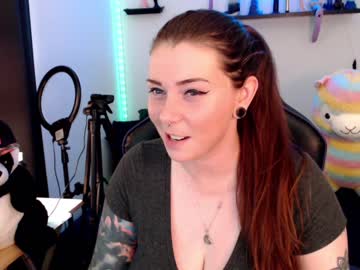 webcam girl bigtittedtattedlesbian live cam image #2164252