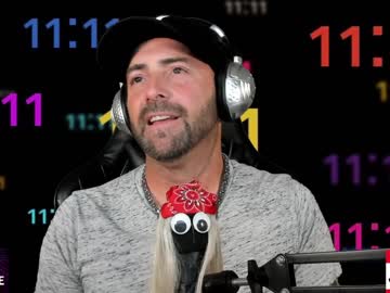 webcam man whaaaaaaaat live cam image #952252