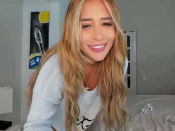 webcam girl amelie_bunny_real live cam image #1762917