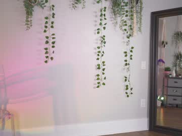 webcam girl sunniedayz live cam image #2666405
