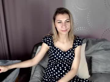 webcam girl cassiewins live cam image #2136954