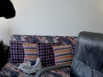 webcam girl kellytesh live cam image #3201772