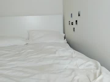 webcam girl clairebabyy1 live cam image #6128455