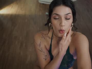 webcam girl jadeperez_ live cam image #5373075