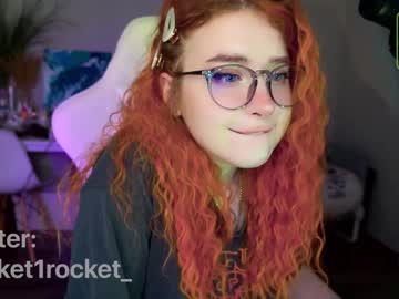 webcam girl pocketrocket_ live cam image #3963722
