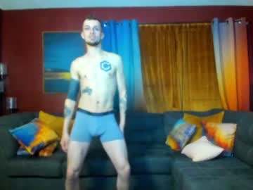 webcam man thejohnnystone live cam image #1030695