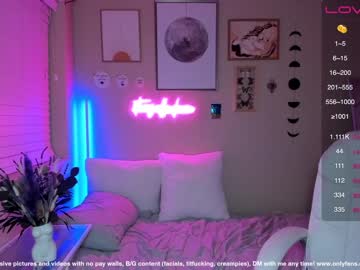 webcam girl badgirlmad live cam image #2818131