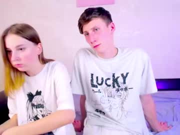 webcam couple williamandmia live cam image #2756151