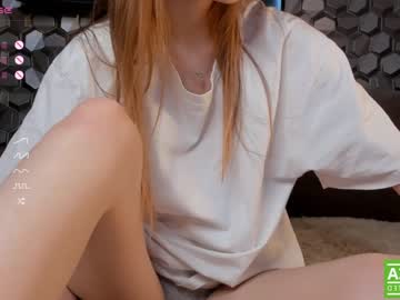webcam girl darling_dreamer live cam image #5440157