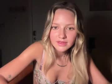webcam girl alizabethblake live cam image #4115364