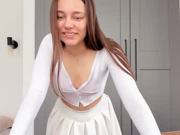 webcam girl eleonora_linn live cam image #2073992
