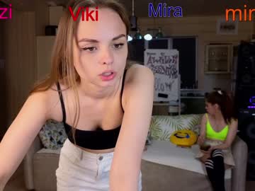 webcam girl misss_viki live cam image #4340789