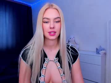webcam girl 8a8y_nura live cam image #3907734