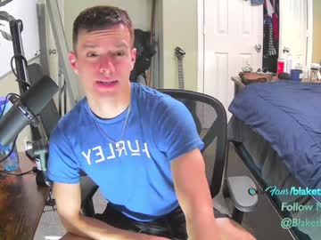 webcam man letsplayblake live cam image #3798229