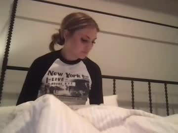 webcam girl daisyparkerxo live cam image #5690306