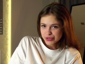 webcam girl a_whole_eternity live cam image #6857644