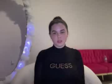 webcam girl gia_is_horny live cam image #6571791