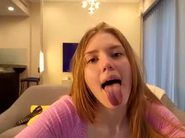 webcam girl grow_at_me live cam image #5440224