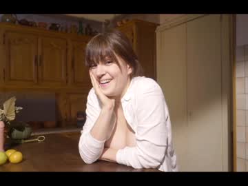 webcam girl claire_moulin live cam image #3495215